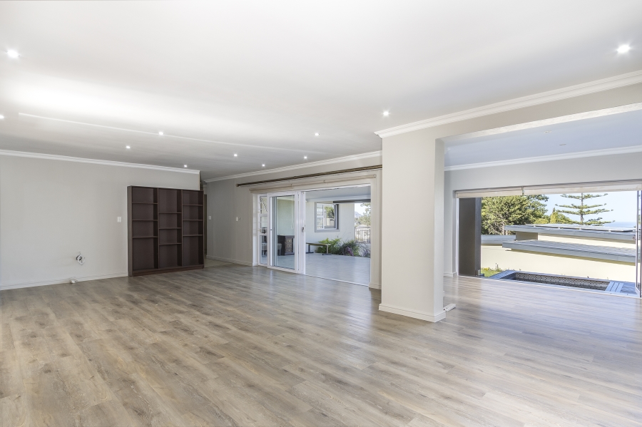 3 Bedroom Property for Sale in Helena Heights Western Cape